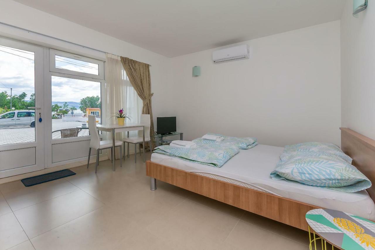 Apartments Villa Aquamarine Duće Екстериор снимка
