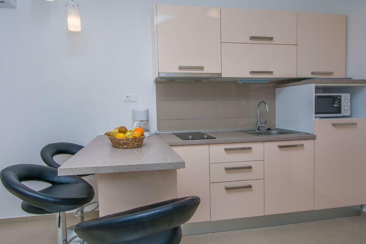 Apartments Villa Aquamarine Duće Екстериор снимка