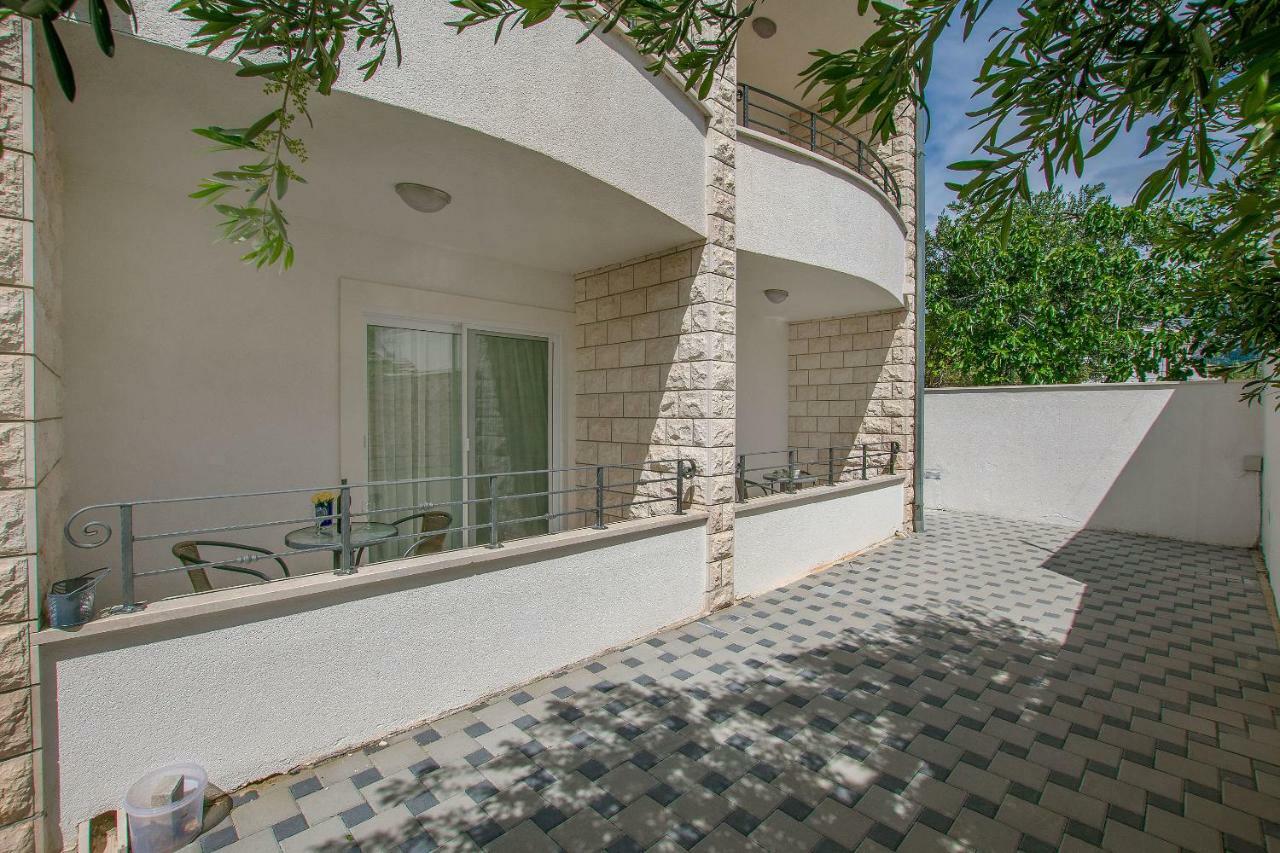 Apartments Villa Aquamarine Duće Екстериор снимка