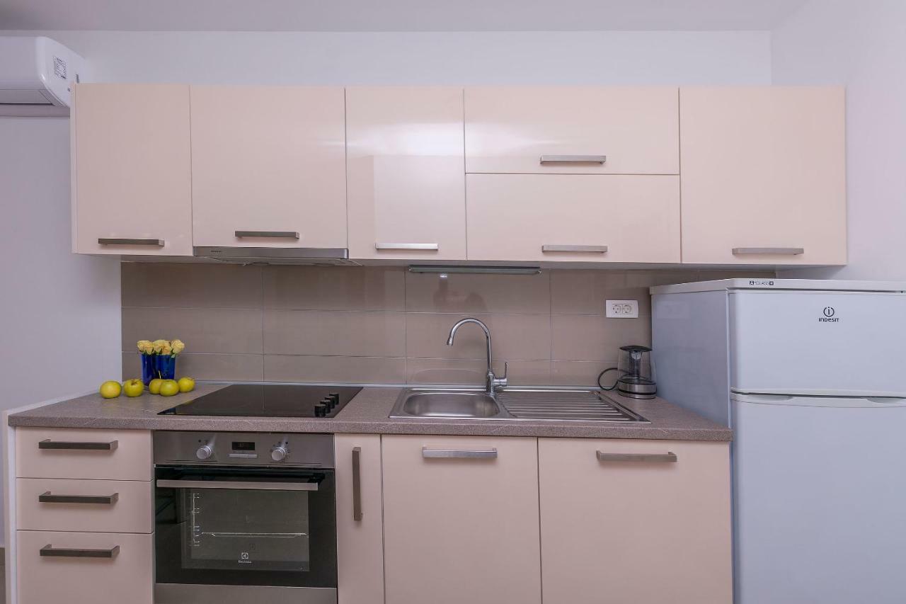 Apartments Villa Aquamarine Duće Екстериор снимка