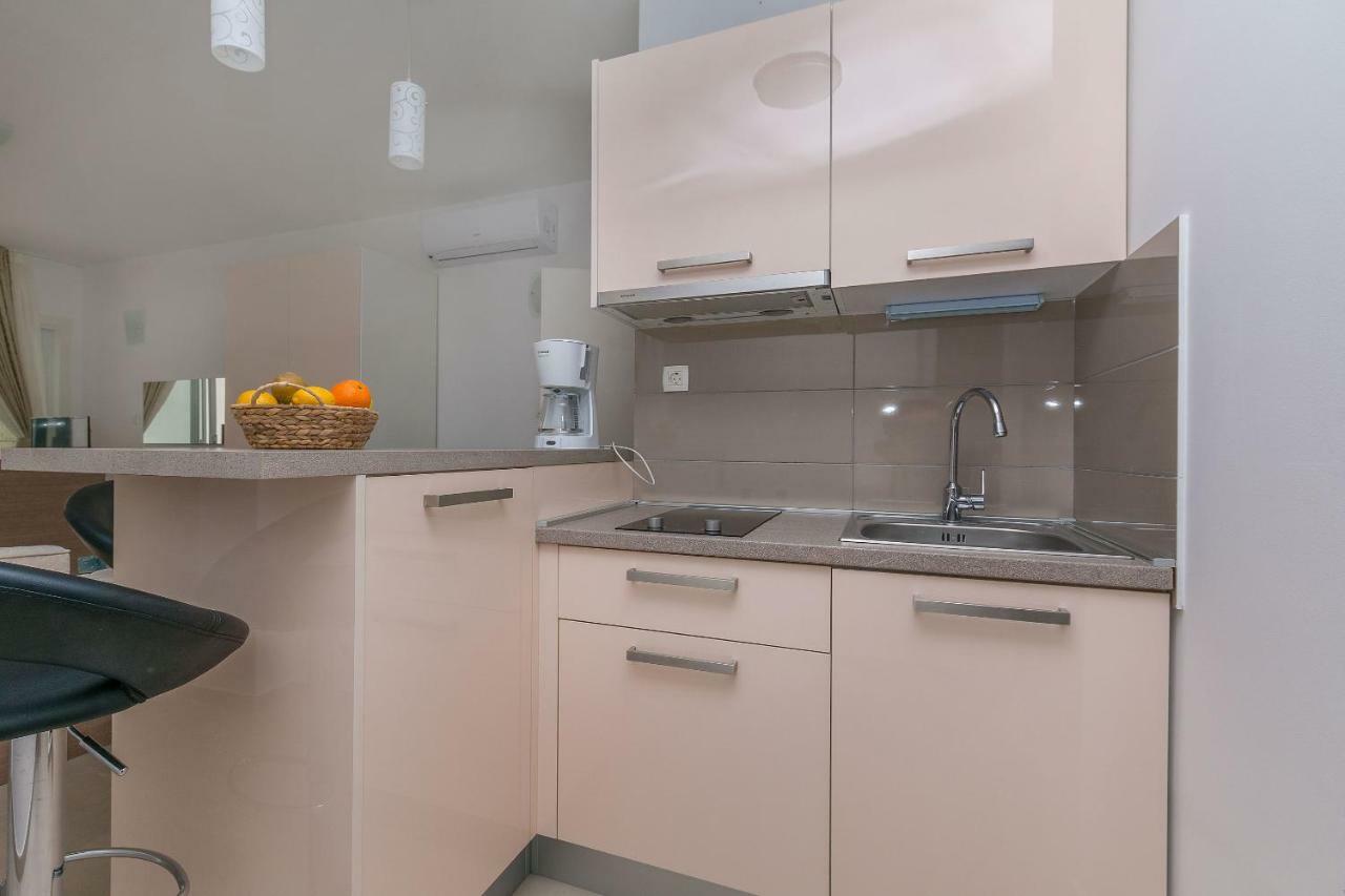 Apartments Villa Aquamarine Duće Екстериор снимка