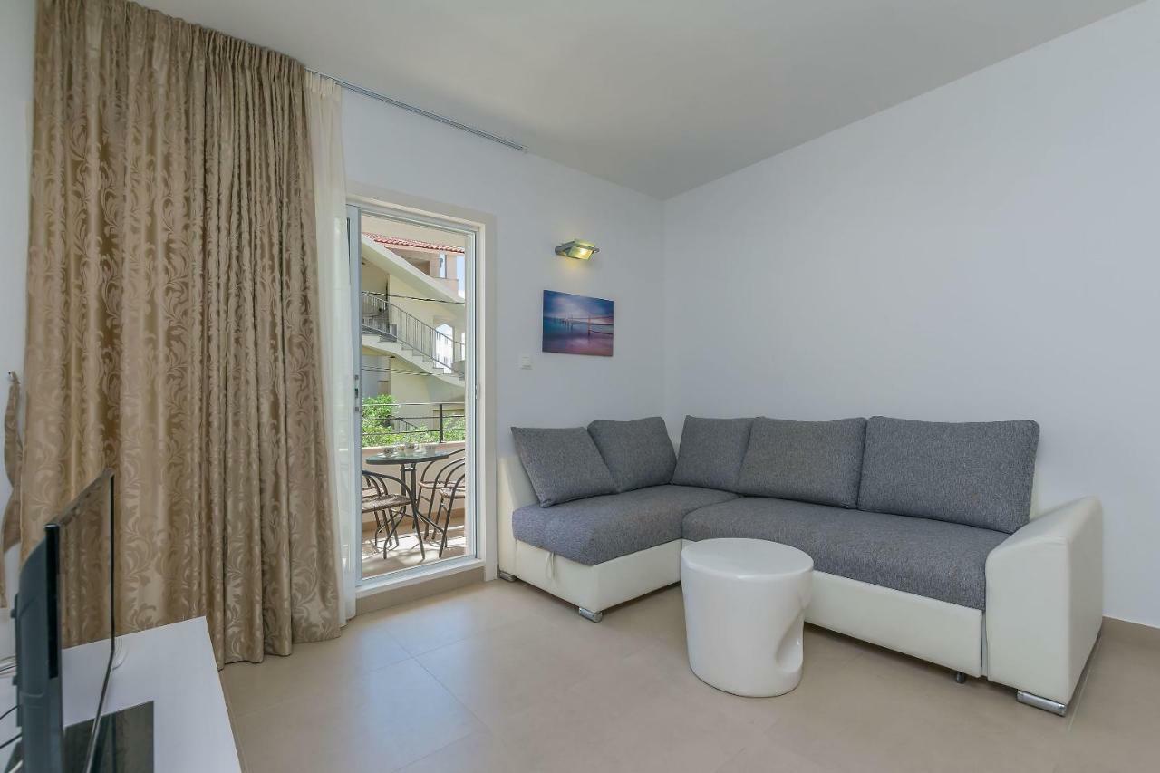 Apartments Villa Aquamarine Duće Екстериор снимка