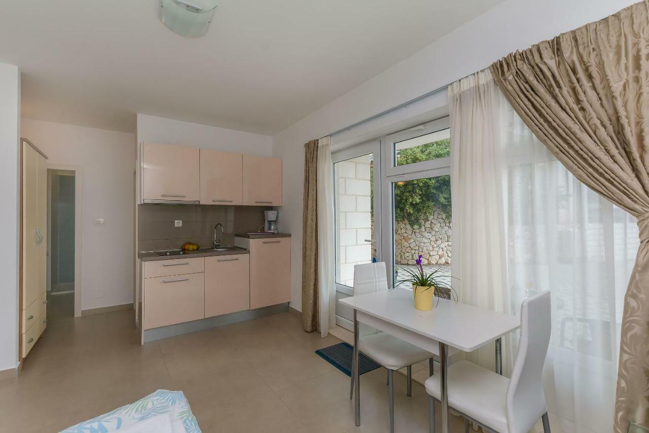 Apartments Villa Aquamarine Duće Екстериор снимка