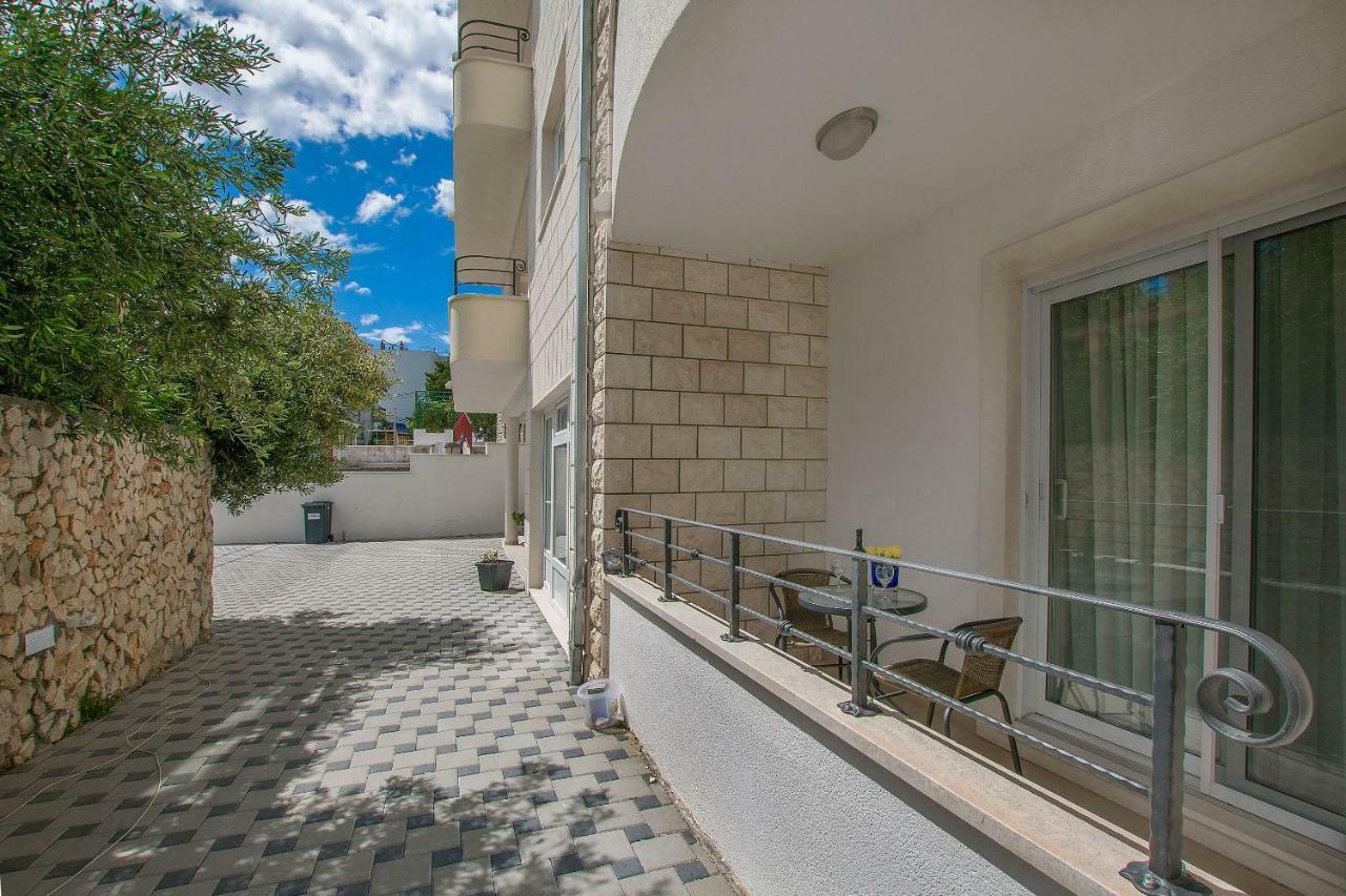 Apartments Villa Aquamarine Duće Екстериор снимка